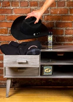 Bickmore Foaming Dark Hat Cleaner -Guadalajara Western Wear 81P0m38CQ7L. SY879