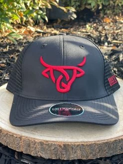 Lost Calf Cap - Black/Red