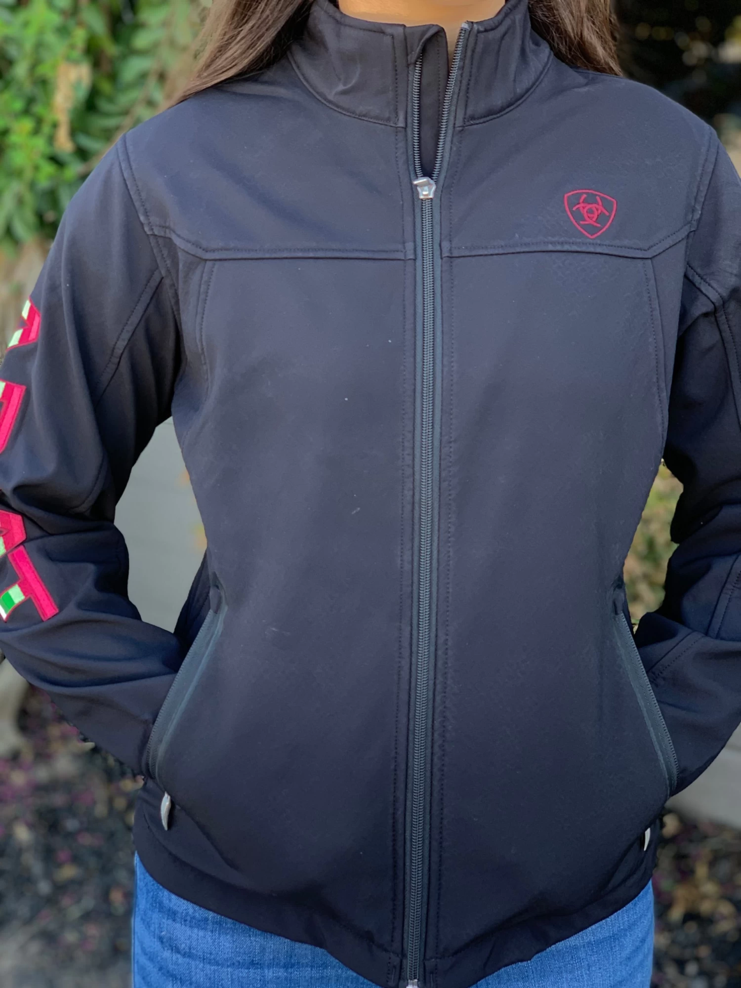 Ariat Women Team Rosas Soft-Shell Jacket 6 Ariat Women Team Rosas Soft-Shell Jacket - Image 4