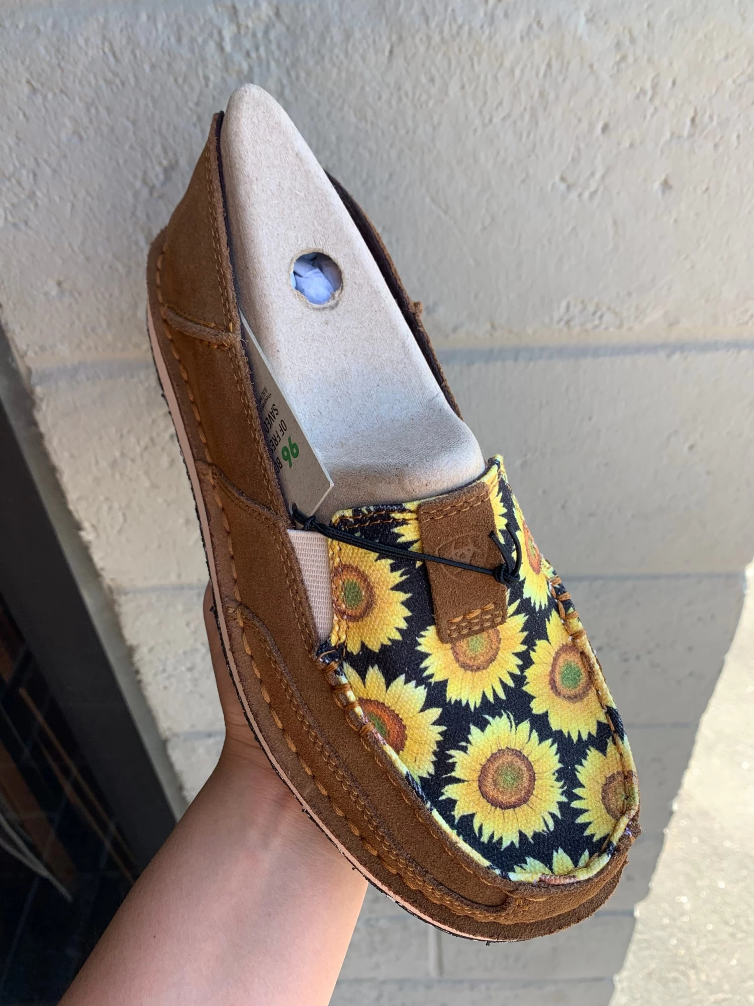 Ariat Women Cruiser Field Of Sun 3 Ariat Women Cruiser Field Of Sun