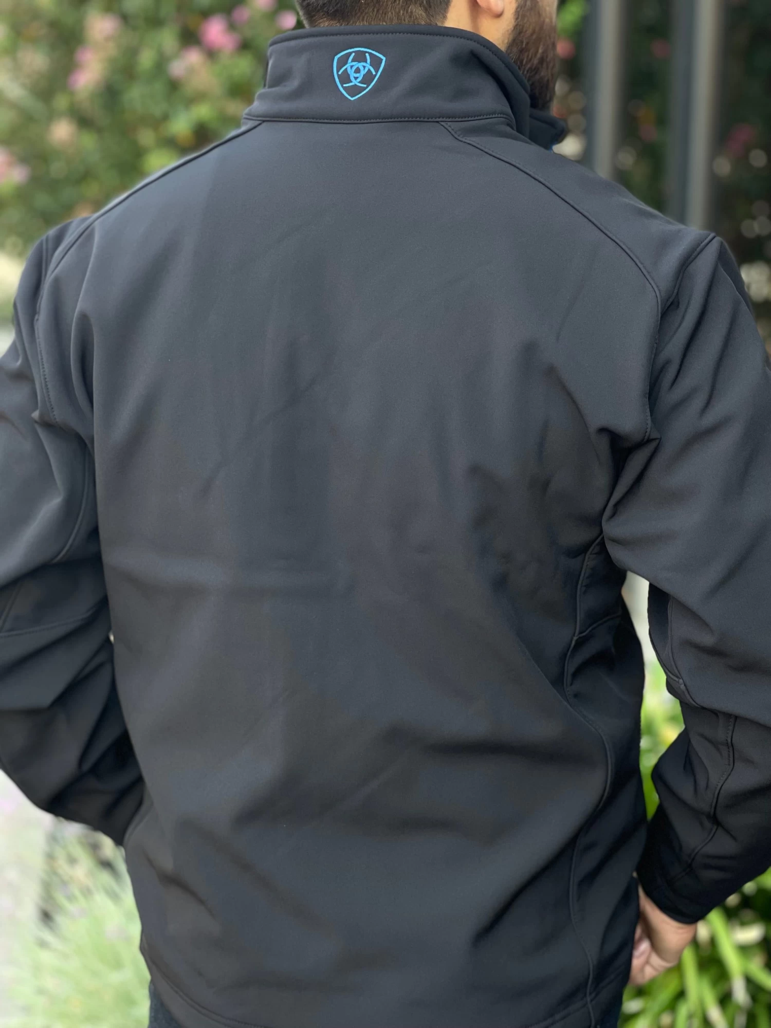 Ariat Men’s Blue Coralt Soft-Shell Jacket 5 Ariat Men’s Blue Coralt Soft-Shell Jacket - Image 3