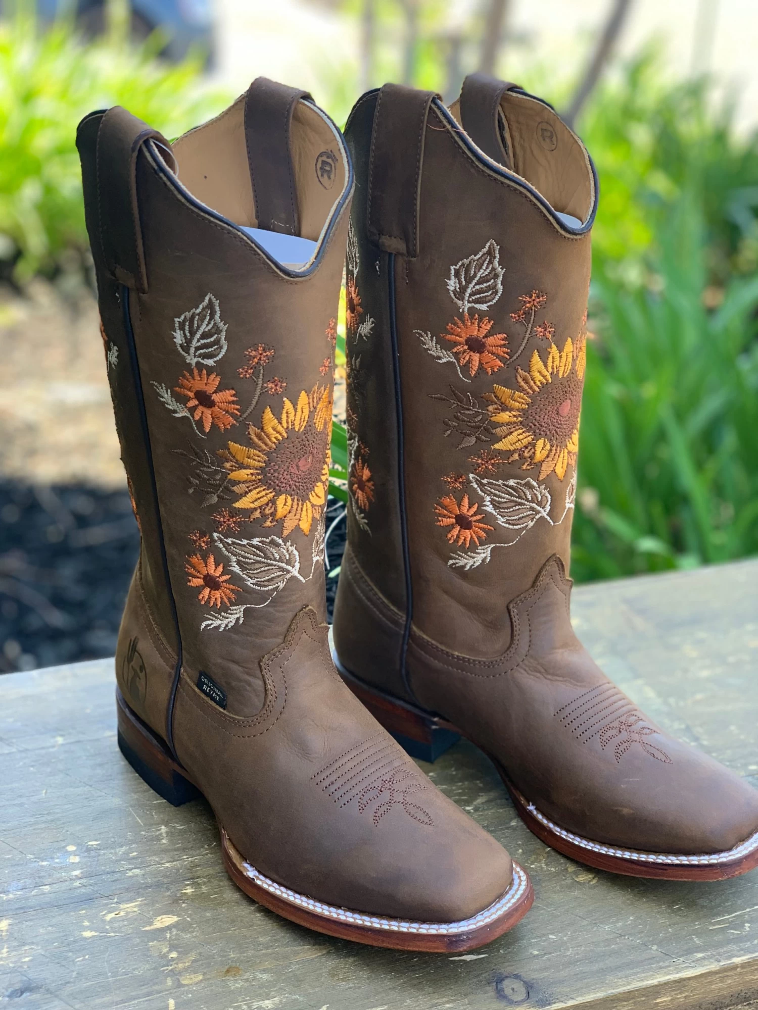 Reyme Crazy Tang Sunflower Stitched Cowgirl Boot 4 Reyme Crazy Tang Sunflower Stitched Cowgirl Boot - Image 2