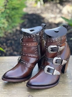 Cuadra Saltillo Golden Leather Ankle Boot