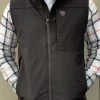 Ariat Men's Vernon 2.0 Softshell Vest Black / Black -Guadalajara Western Wear IMG 8853 5dd774d3 e9b1 4938 9531 93cc6cfc2026