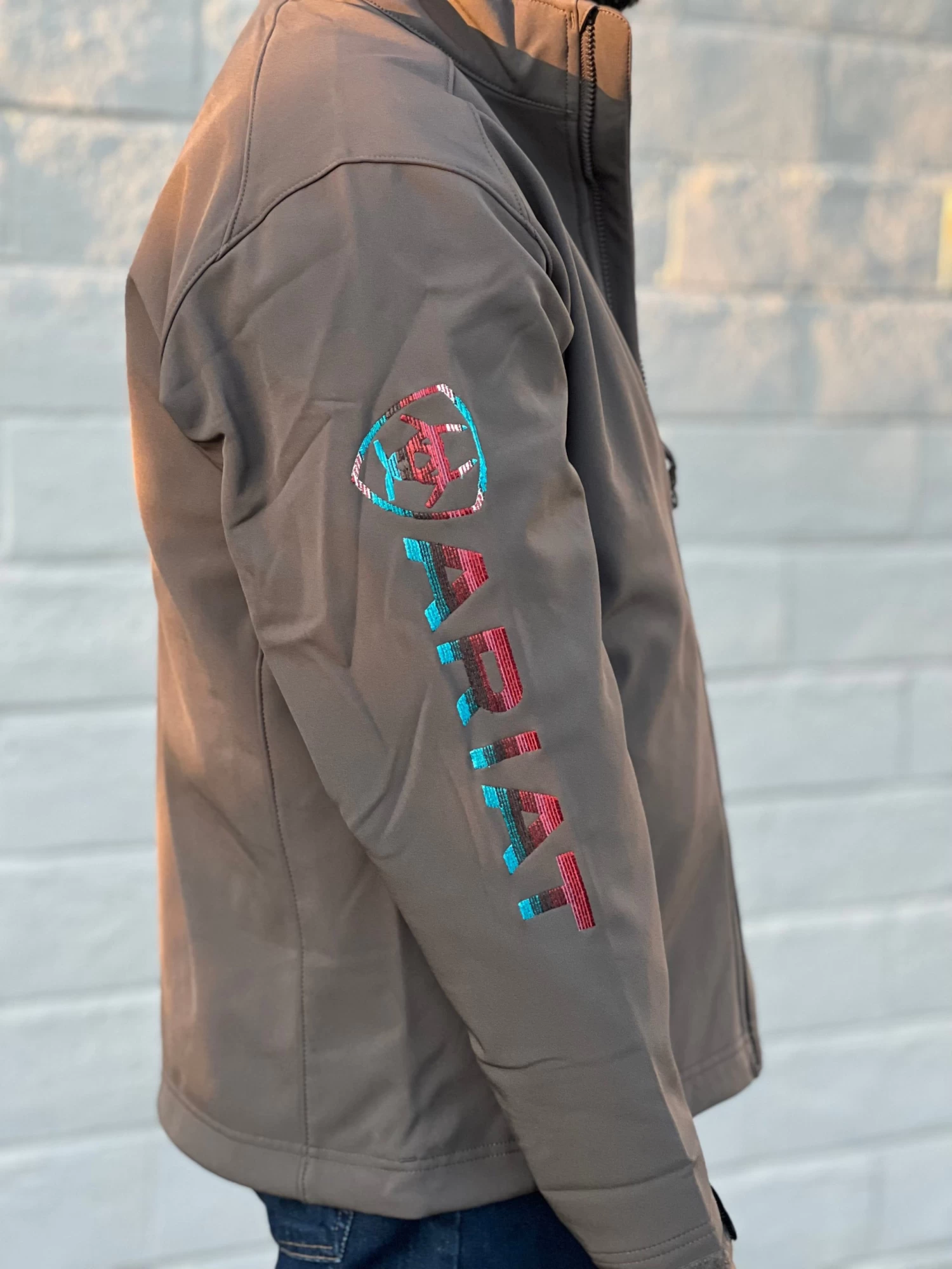 Ariat Logo Men Banyan Park 2.0 Soft-Shell Jacket 3 Ariat Logo Men Banyan Park 2.0 Soft-Shell Jacket